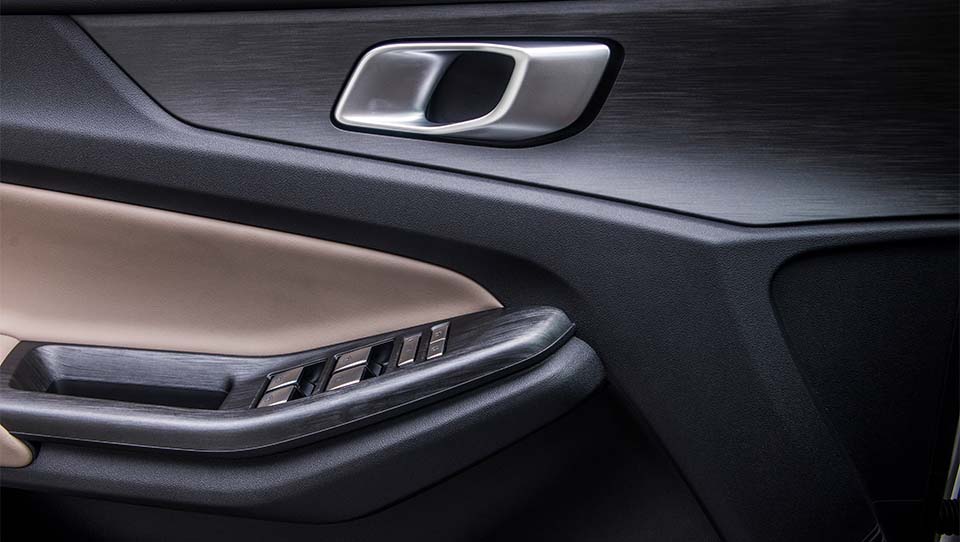 2021 Genesis G80 Interior